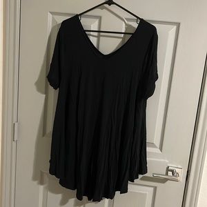 Solid Black Flowy T-Shirt